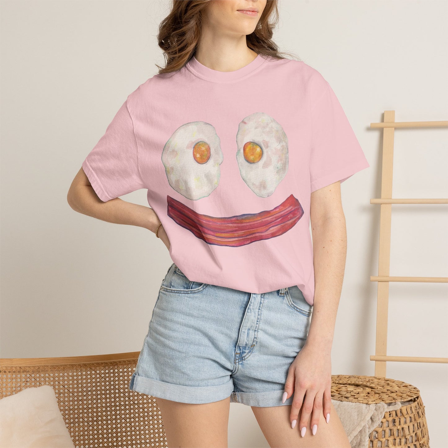 BIG Happy Breakfast Tee | Smiley Egg & Bacon Graphic T-Shirt