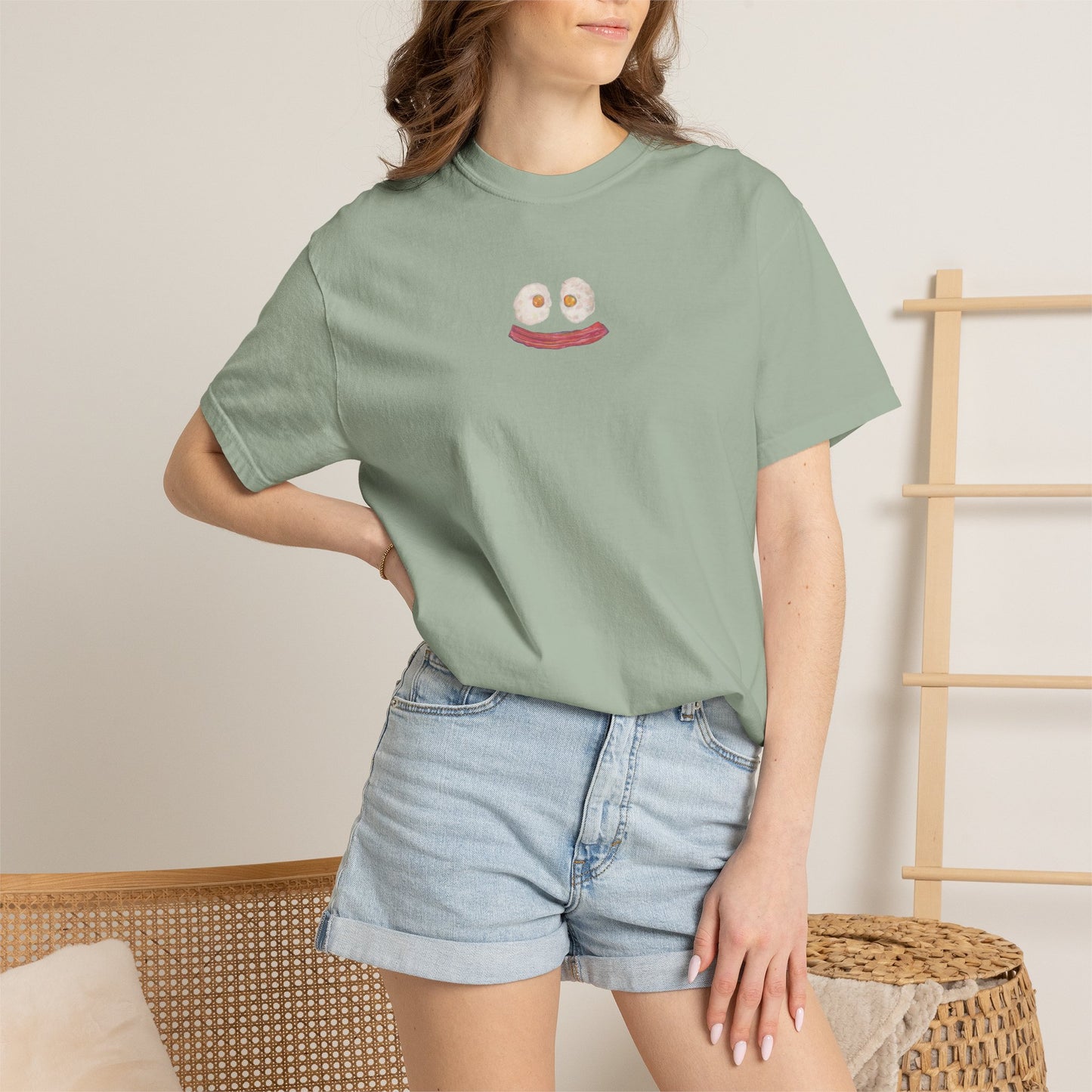 Happy Breakfast Tee | Smiley Egg & Bacon Graphic T-Shirt
