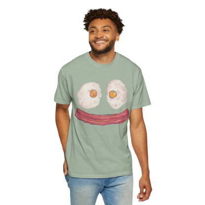 BIG Happy Breakfast Tee | Smiley Egg & Bacon Graphic T-Shirt